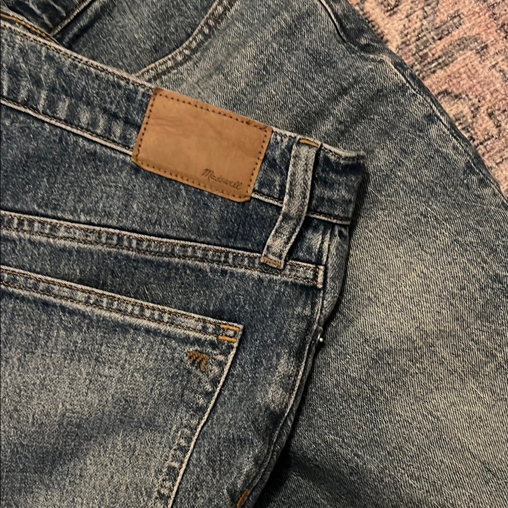 Blue Jeans - Picture 2 of 2